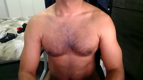 Snapshot of night_rider09711 chatting on 01/21/25, 08:11 night_rider09711 online show from 01/21/25, 08:11