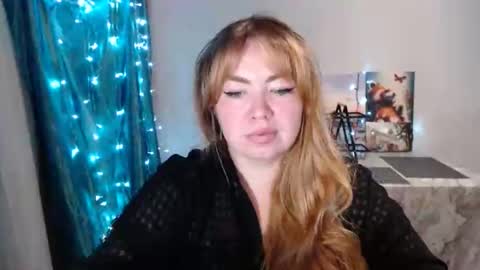 Snapshot of nightlaura chatting on 01/06/25, 06:31 nightlaura online show from 01/06/25, 06:31