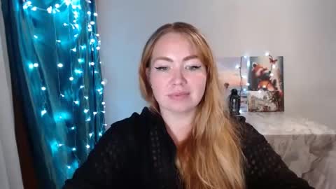 Snapshot of nightlaura chatting on 01/09/25, 05:44 nightlaura online show from 01/09/25, 05:44