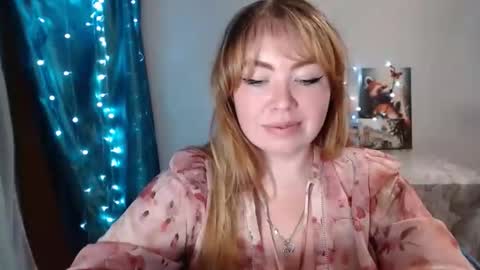 Snapshot of nightlaura chatting on 01/11/25, 02:20 nightlaura online show from 01/11/25, 02:20