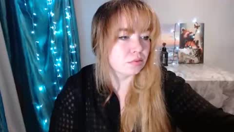 Snapshot of nightlaura chatting on 01/14/25, 03:22 nightlaura online show from 01/14/25, 03:22