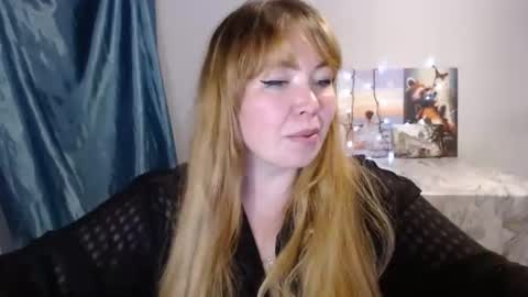 Snapshot of nightlaura chatting on 01/23/25, 05:42 nightlaura online show from 01/23/25, 05:42