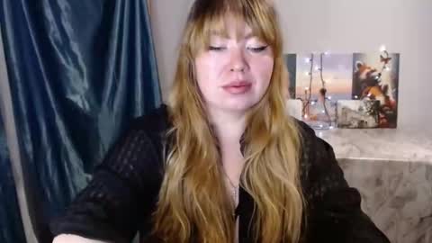 Snapshot of nightlaura chatting on 01/25/25, 04:23 nightlaura online show from 01/25/25, 04:23