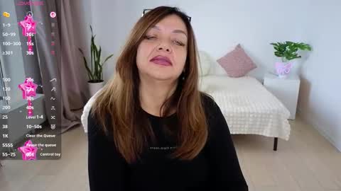 Nika light online show from 10/14/25, 11:11