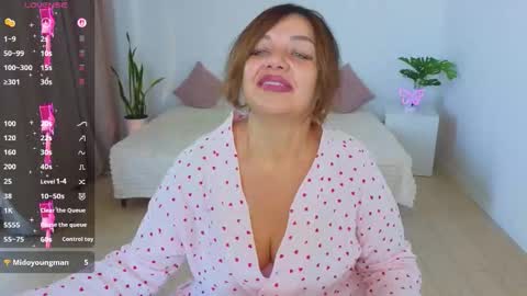 Nika light online show from 10/20/25, 10:49