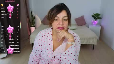 Nika light online show from 11/08/25, 12:27