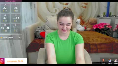 Snapshot of nika_tailor chatting on 01/10/25, 11:54 Nika online show from 01/10/25, 11:54