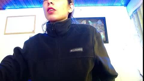Snapshot of niki_1998 chatting on 02/28/25, 04:20 Natalia online show from 02/28/25, 04:20