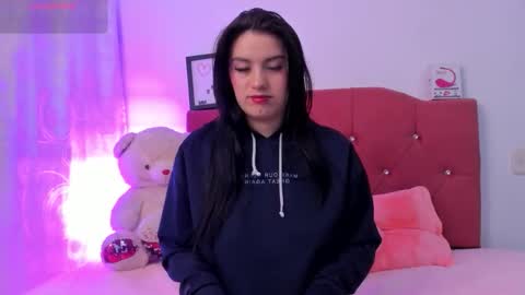 Nikii  online show from 10/11/25, 09:35