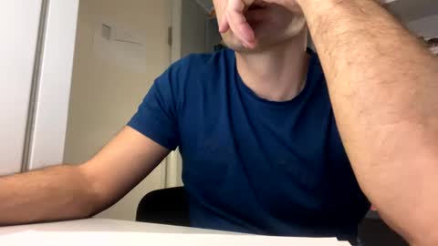 Snapshot of nikk3032 chatting on 01/27/25, 11:33 NIk online show from 01/27/25, 11:33