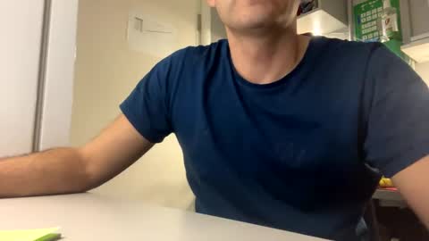 Snapshot of nikk3032 chatting on 02/02/25, 07:25 NIk online show from 02/02/25, 07:25