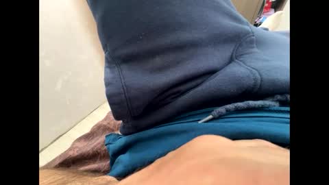 Snapshot of nikk3032 chatting on 02/24/25, 08:27 NIk online show from 02/24/25, 08:27