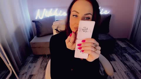 Snapshot of nikki_blondiee chatting on 01/29/25, 03:44 nikki_blondiee online show from 01/29/25, 03:44
