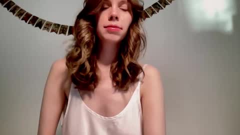 Nikki online show from 01/18/25, 10:17