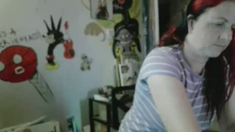 Snapshot of nikkietwotimes420 chatting on 11/17/25, 06:35 Nikkie online show from 11/17/25, 06:35