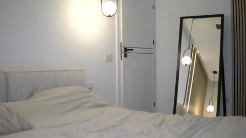 Nicole online show from 11/03/25, 07:09