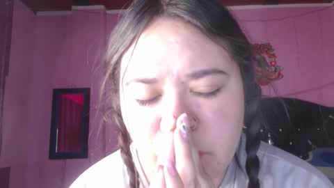 Snapshot of nikkirous_ chatting on 10/10/25, 10:47 Nikkirous online show from 10/10/25, 10:47