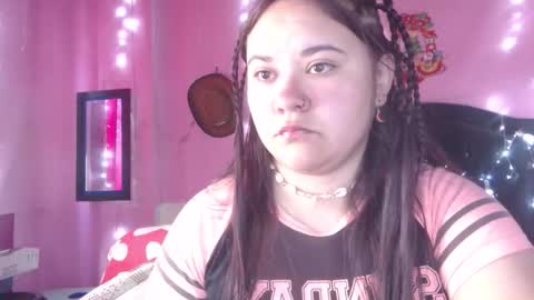 Snapshot of nikkirous_ chatting on 11/11/25, 12:49 Nikkirous online show from 11/11/25, 12:49