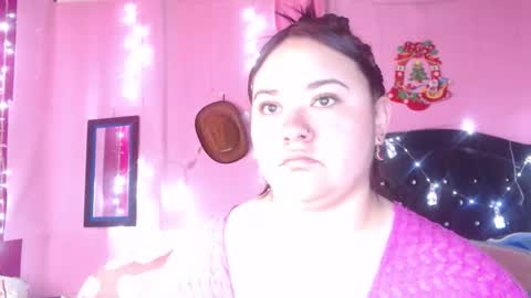 Snapshot of nikkirous_ chatting on 11/14/25, 06:06 Nikkirous online show from 11/14/25, 06:06