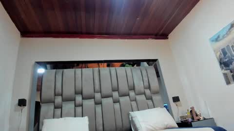     online show from 10/04/25, 11:52