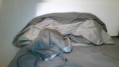 Snapshot of nikokrk chatting on 12/21/24, 10:30 nikokrk online show from 12/21/24, 10:30
