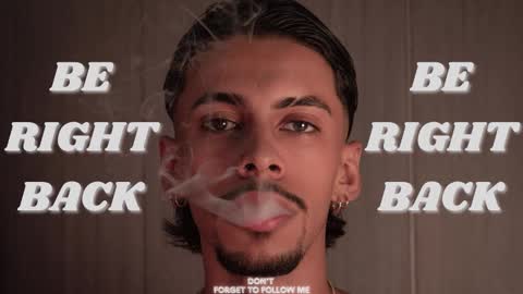    online show from 10/18/25, 03:09