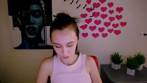 Snapshot of nikonara_ chatting on 12/26/24, 05:19 nikonara_ online show from 12/26/24, 05:19