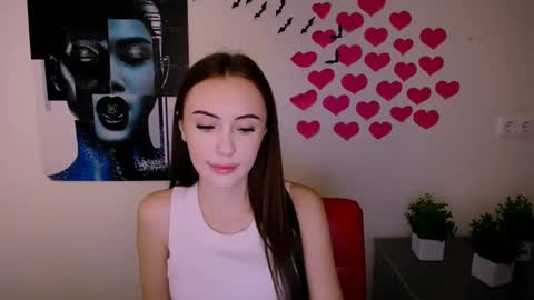 Snapshot of nikonara_ chatting on 01/11/25, 02:25 nikonara_ online show from 01/11/25, 02:25