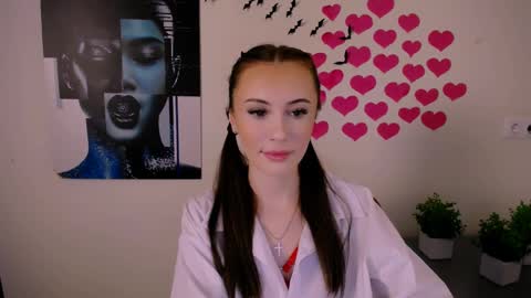 Snapshot of nikonara_ chatting on 01/23/25, 01:35 nikonara_ online show from 01/23/25, 01:35