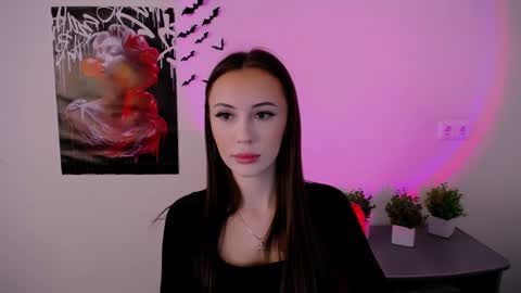 Snapshot of nikonara_ chatting on 02/08/25, 09:56 nikonara_ online show from 02/08/25, 09:56