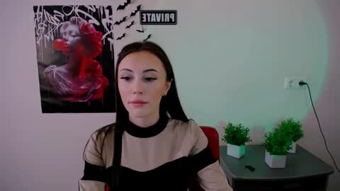 Snapshot of nikonara_ chatting on 03/03/25, 12:16 nikonara_ online show from 03/03/25, 12:16