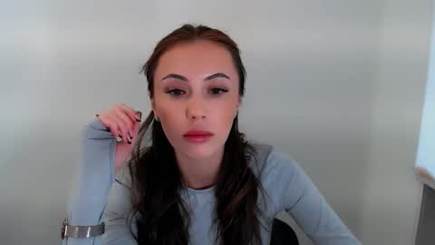 Snapshot of nikonara_ chatting on 10/11/25, 12:15 nikonara_ online show from 10/11/25, 12:15