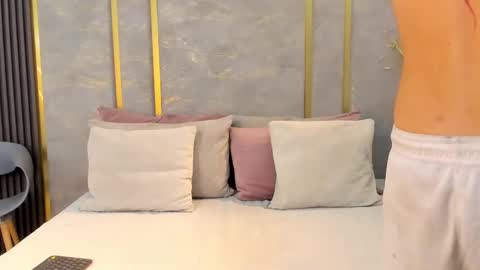 Niko Stone online show from 11/06/25, 04:46