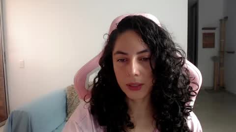 Snapshot of niky_blue chatting on 02/25/25, 11:30 niky_blue online show from 02/25/25, 11:30