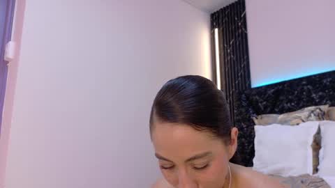 Snapshot of niky_smit chatting on 01/24/25, 05:53 NIKY SMIT online show from 01/24/25, 05:53