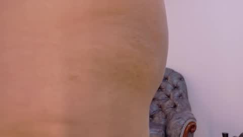 Snapshot of niky_smit chatting on 01/25/25, 11:34 NIKY SMIT online show from 01/25/25, 11:34