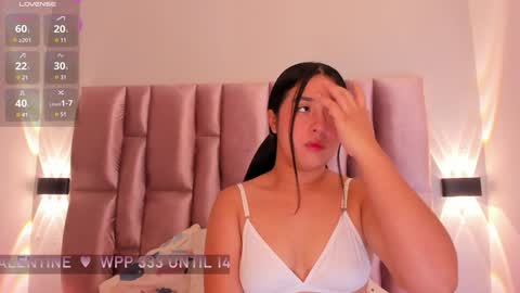 Snapshot of nikybrooks chatting on 02/07/25, 12:28 Niky Brooks online show from 02/07/25, 12:28