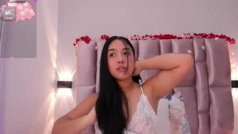 Snapshot of nikybrooks chatting on 03/11/25, 12:06 Niky Brooks online show from 03/11/25, 12:06