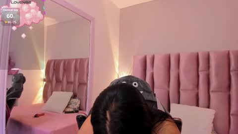 Snapshot of nikybrooks chatting on 09/15/25, 12:49 Niky Brooks online show from 09/15/25, 12:49