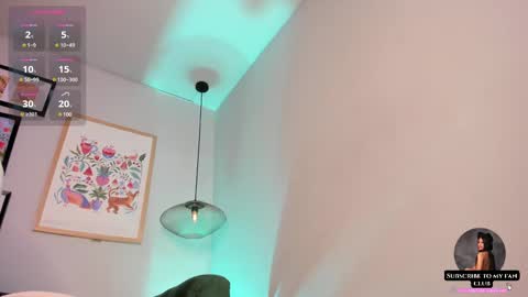 Nina online show from 02/19/25, 12:14