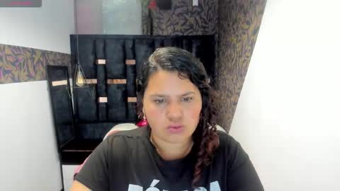 NINA SKY online show from 11/10/25, 12:15