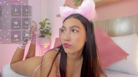 N I N A online show from 11/11/25, 02:33