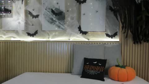 NINA online show from 10/25/25, 11:51