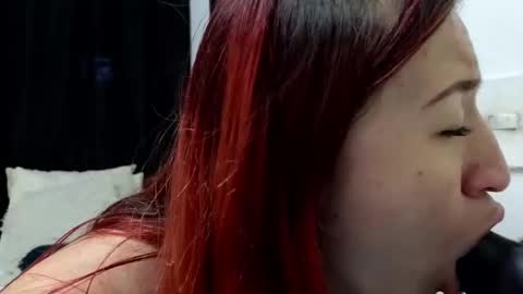 Snapshot of ninaa_fox chatting on 01/07/25, 04:05 Ninaa fox online show from 01/07/25, 04:05