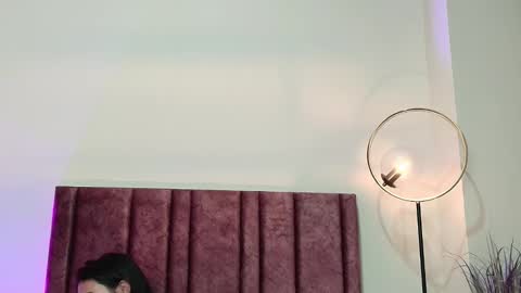 Nina online show from 10/13/25, 06:08