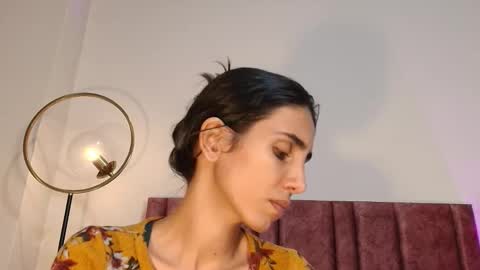 Nina online show from 10/27/25, 06:01