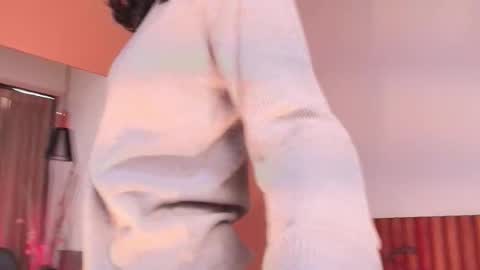 Nina online show from 10/30/25, 06:30