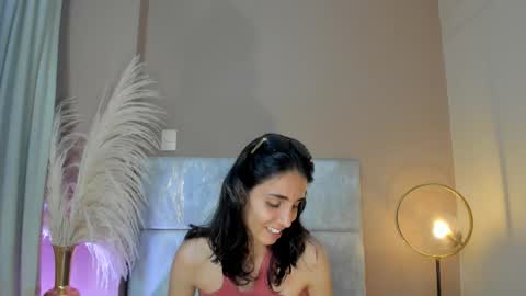 Nina online show from 11/01/25, 06:21