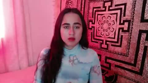 N I N A online show from 11/02/25, 07:16