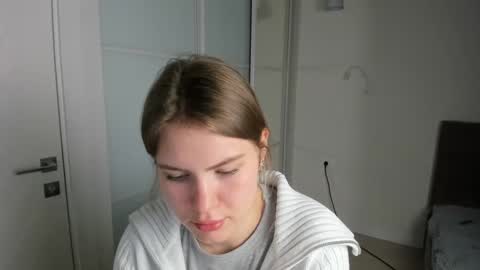 ninarihh online show from 03/04/25, 05:24